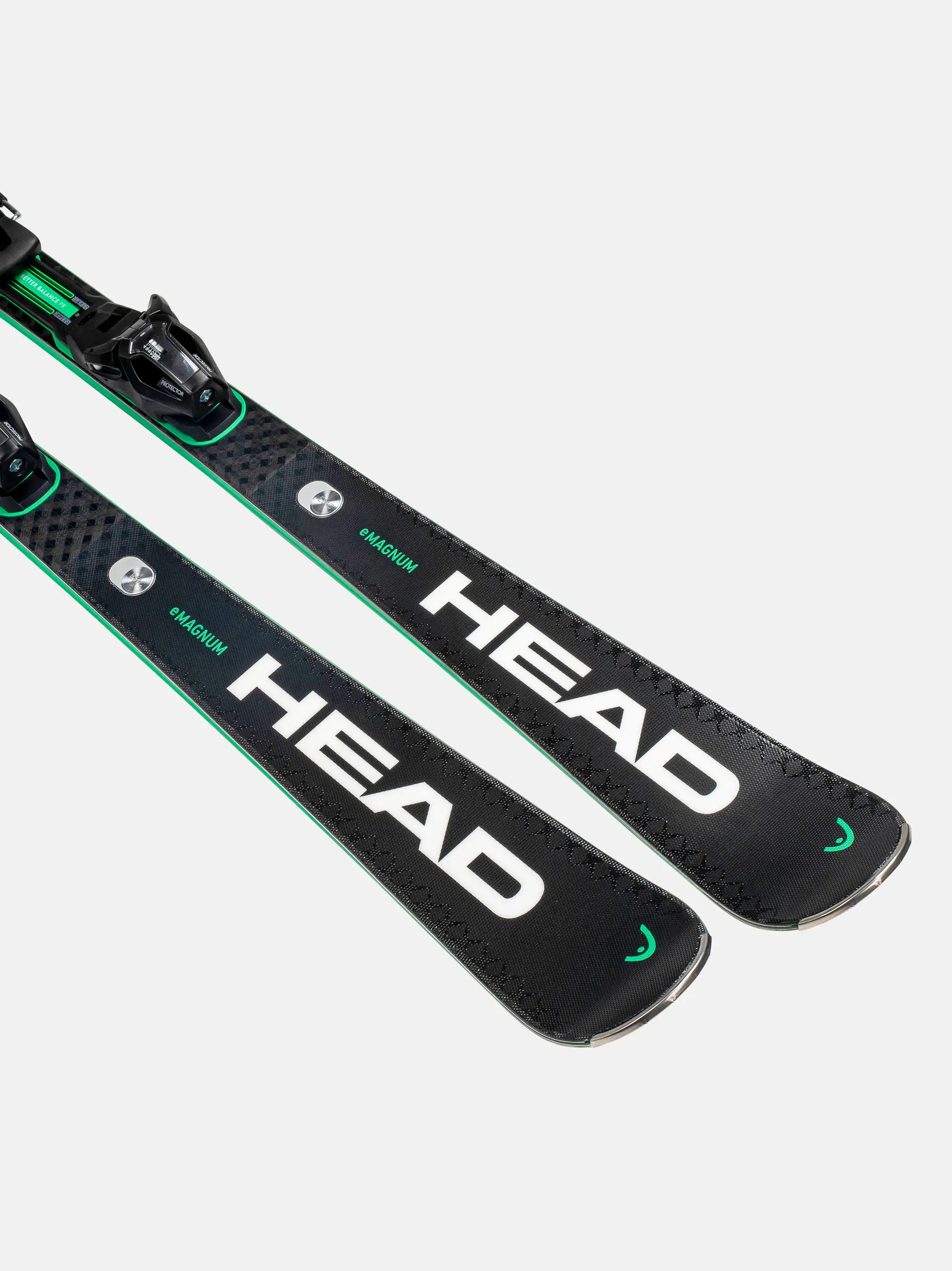 Supershape e-Magnum Performance Ski
